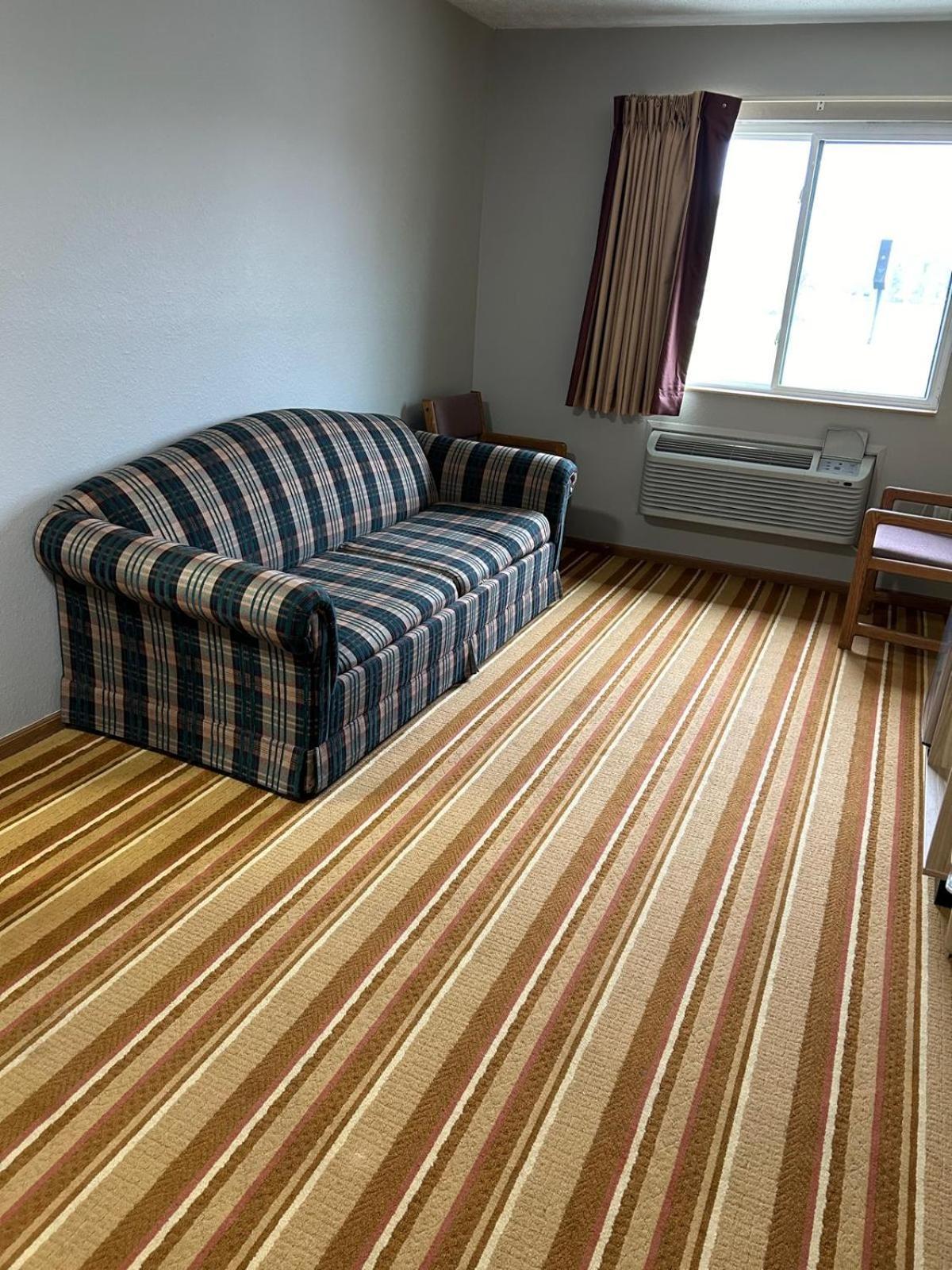 ซูเปอร์ 8 บาย วินด์แฮม แบลร์ Hotel Blair ภายนอก รูปภาพ